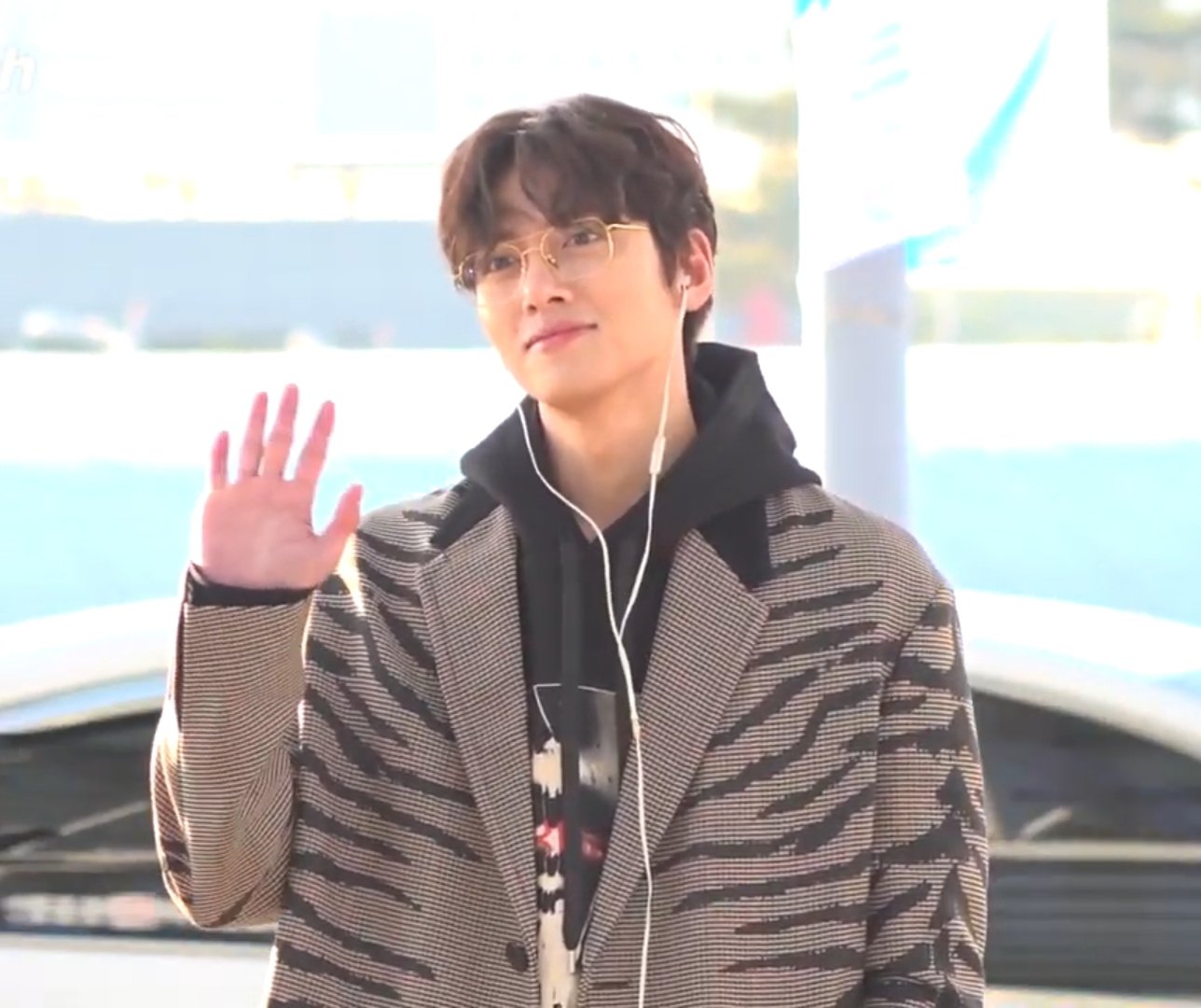 Leaving for the 2019 Asia Artist Awards