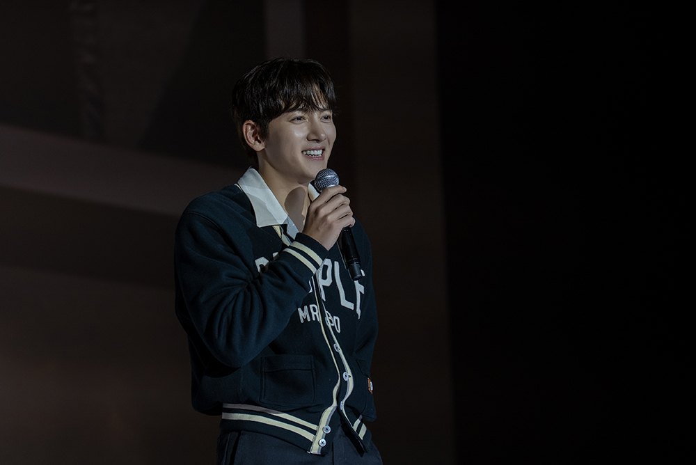 On stage at his 2025 fan meetup tour in Korea